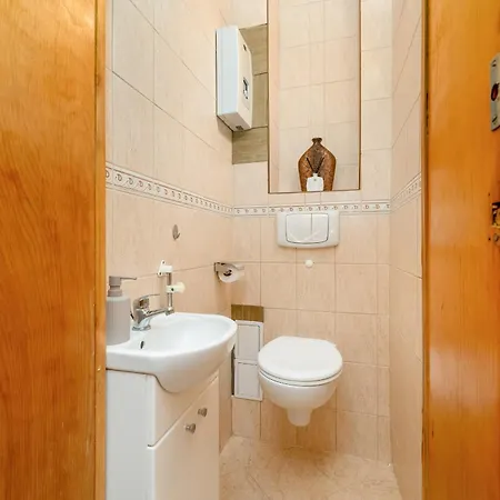 Dlugosza Homely By Bookinghost 아파트 *