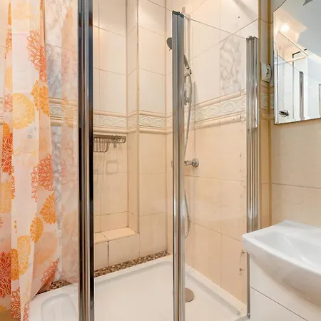 Dlugosza Homely By Bookinghost 아파트 *