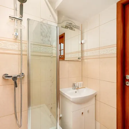 아파트 Dlugosza Homely By Bookinghost